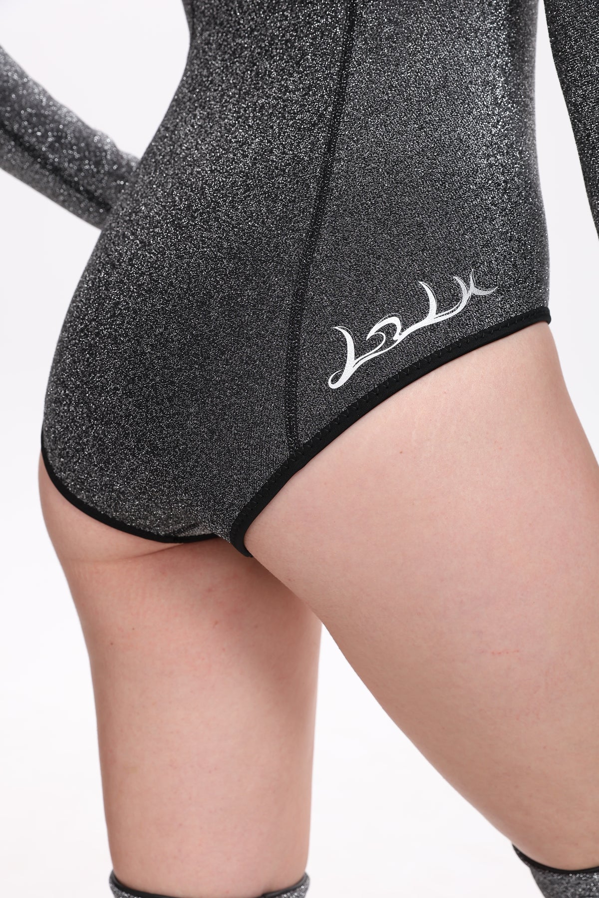 LZLK Silver Sparkle 2mm Long Sleeve Bikini Wetsuit – Black